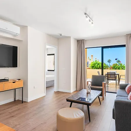 Aparthotel Ramada Residences By Wyndham Costa Adeje (Tenerife)