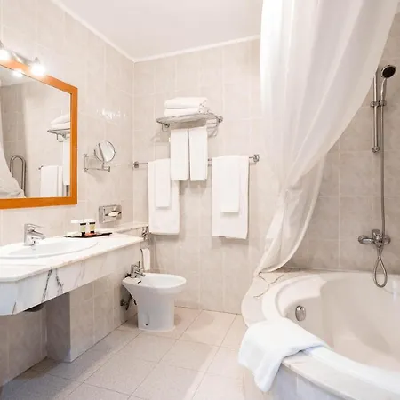 Apartahotel Ramada Residences By Wyndham Tenerife