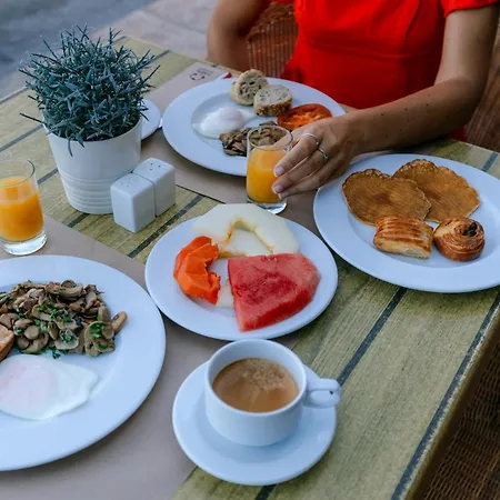 Ramada Residences By Wyndham Tenerife Apartahotel 3*