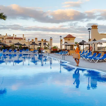 Ramada Residences By Wyndham Tenerife Apartahotel 3*
