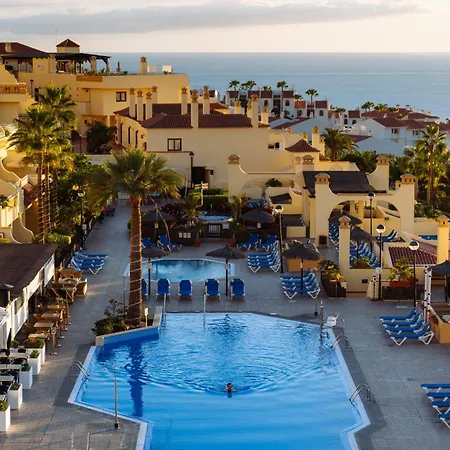 Apartahotel Ramada Residences By Wyndham Tenerife