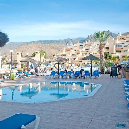 Ramada Residences By Wyndham Tenerife Apartahotel